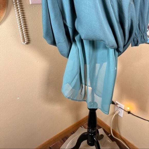 SEE U SOON | Puff Sleeve Emerald Smocked Oversized Wrap Dress - Picture 11 of 14